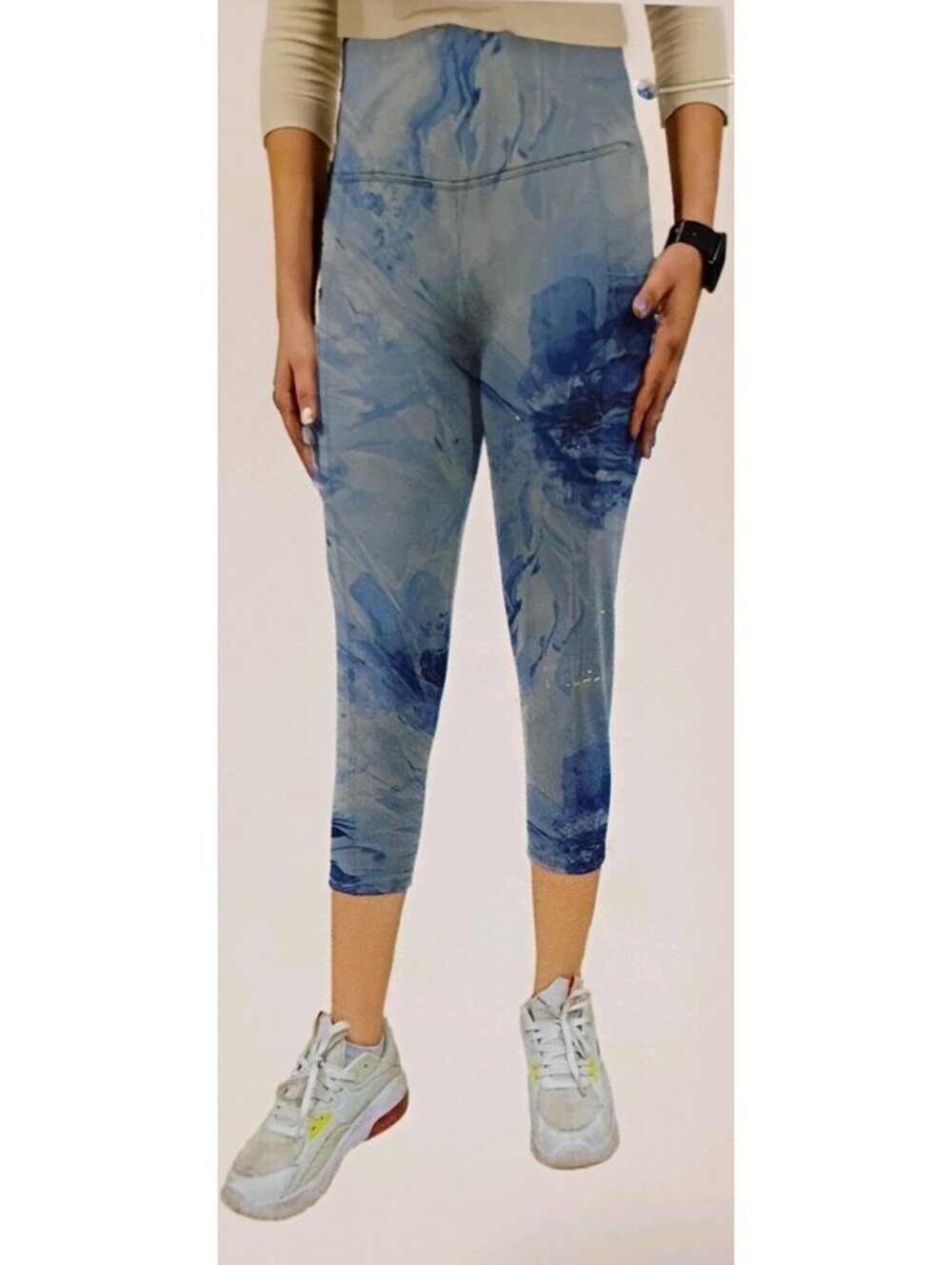 NWT Earth Yoga Women 1X Sustainable Capri Pants Stretch Pockets Blue Tie Dye